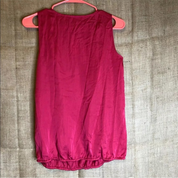 Ann Taylor LOFT Blouse SZ XS Sleeveless Ruffle NEW - Picture 2 of 7